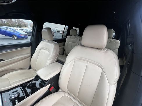 Used 2023 Jeep Grand Cherokee L Limited w/ Trailer Tow Group (B) image 32