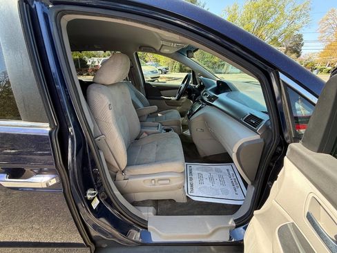 Used 2014 Honda Odyssey EX image 21