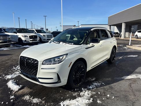 New 2026 Lincoln Corsair Reserve AWD/4WD image 3