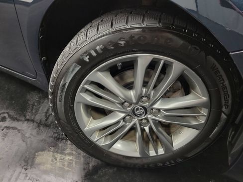 Used 2017 Toyota Camry SE FWD image 10