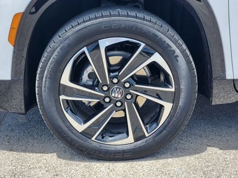Used 2026 Buick Enclave Sport Touring FWD image 13