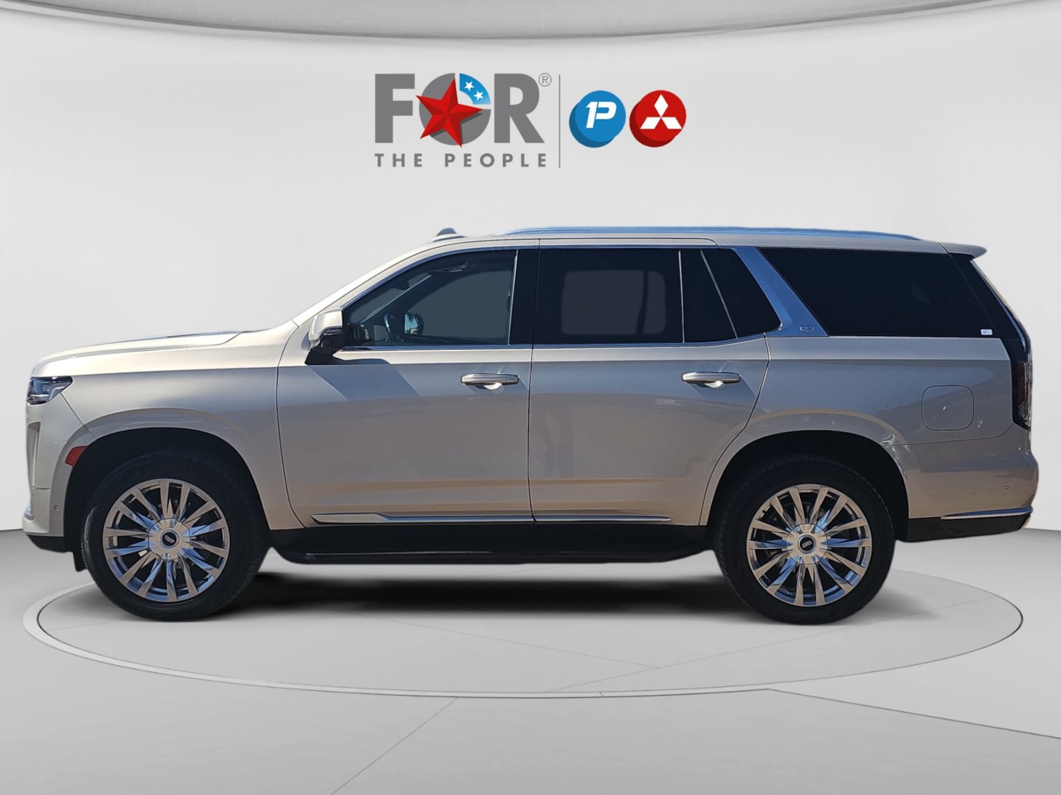 Used 2023 Cadillac Escalade Premium Luxury AWD/4WD image 2
