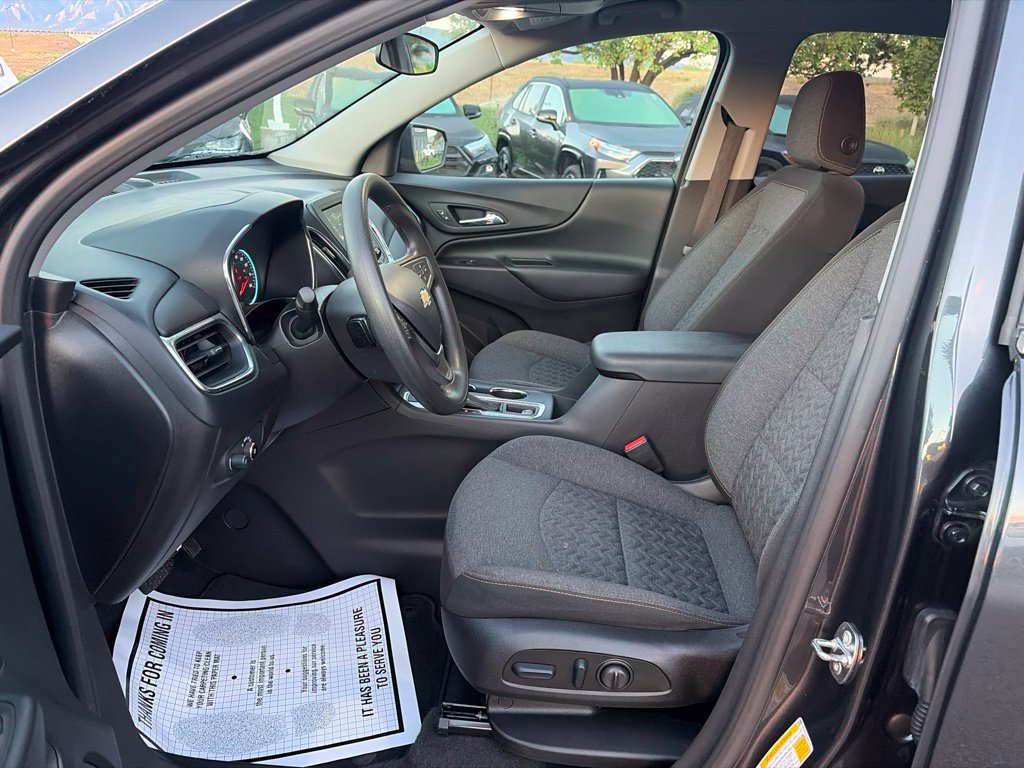 Used 2023 Chevrolet Equinox LT AWD/4WD image 25