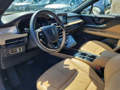Certified 2022 Lincoln Corsair Reserve w/ Sport Package AWD/4WD image 12