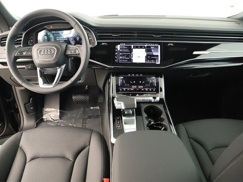 New 2025 Audi Q8 Premium Plus image 18