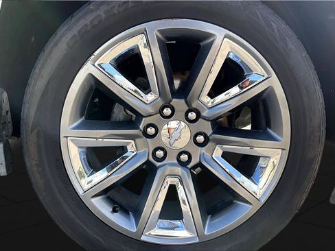 Used 2016 Chevrolet Tahoe LTZ RWD image 11