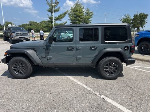 New 2025 Jeep Wrangler Unlimited Sport AWD/4WD image 19