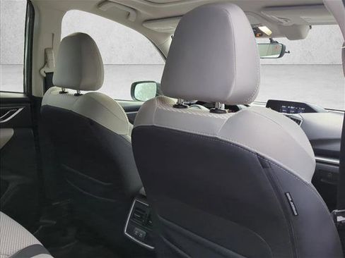 Used 2020 Subaru Forester Premium image 19