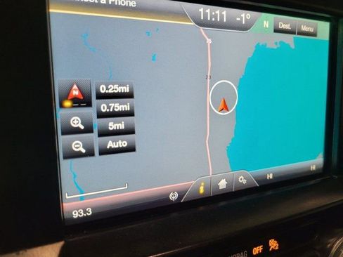 Used 2015 Ford F150 Lariat w/ Equipment Group 502A Luxury image 7