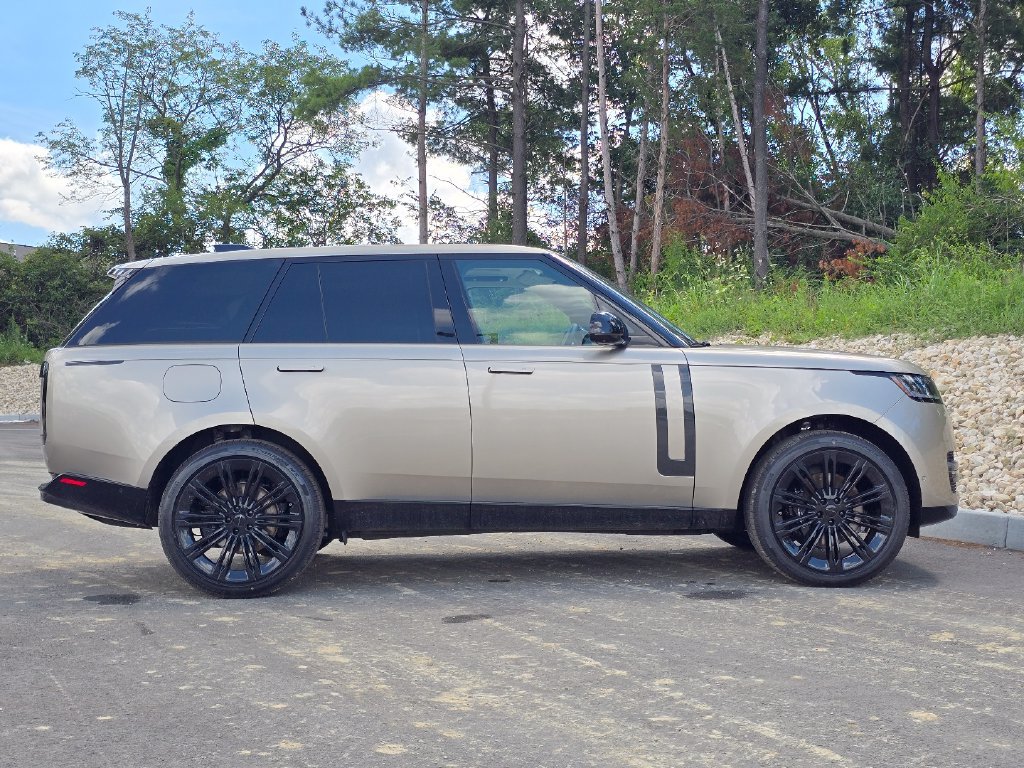 New 2026 Land Rover Range Rover SE AWD/4WD image 7