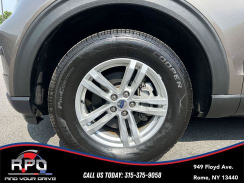 Used 2021 Ford Explorer XLT AWD/4WD image 10