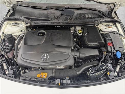 Used 2019 Mercedes-Benz CLA 250 image 23