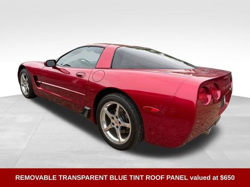 Used 2000 Chevrolet Corvette Coupe w/ Performance Handling Pkg RWD image 4