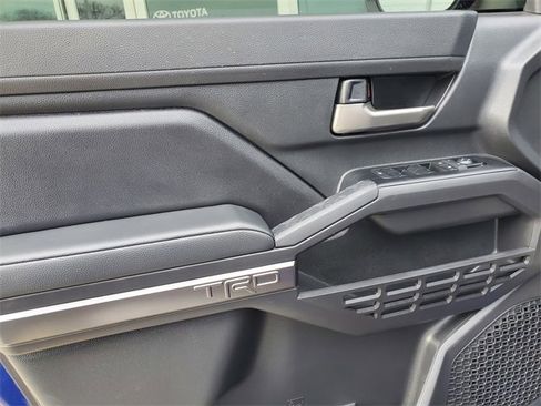 Used 2024 Toyota Tacoma TRD Off-Road image 14