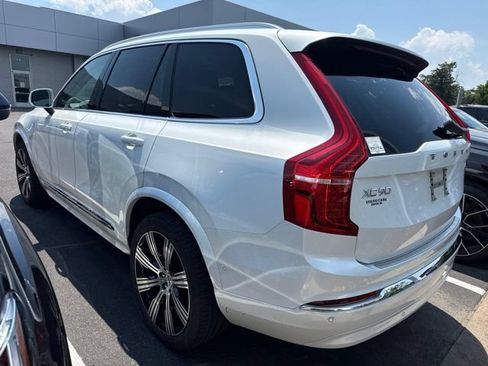 Used 2023 Volvo XC90 B6 Ultimate w/ Protection Package Premier AWD/4WD image 4