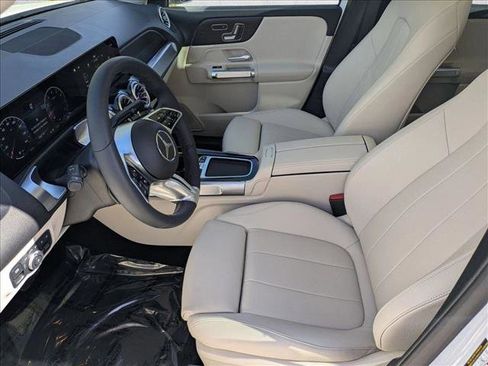 Used 2026 Mercedes-Benz GLB 250 image 16