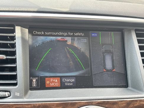 Used 2019 Nissan Armada Platinum w/ Captain's Chairs Package RWD image 11