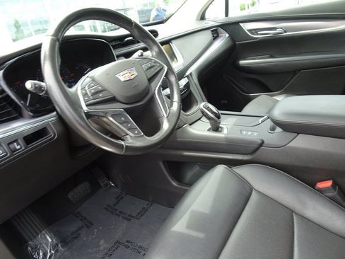 Used 2019 Cadillac XT5 Luxury AWD/4WD image 12