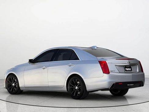 Used 2018 Cadillac CTS Luxury RWD image 4