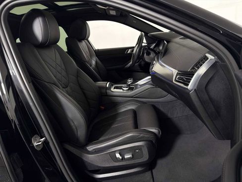 Certified 2023 BMW X6 xDrive40i w/ Executive Package image 25