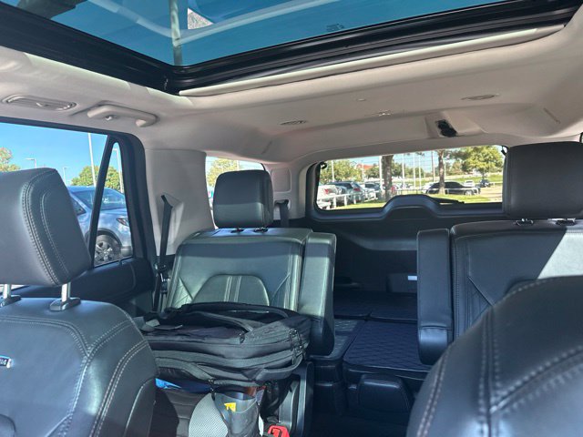 Used 2018 Ford Expedition Platinum RWD image 10