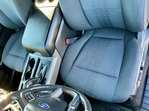 Used 2020 Ford F150 XLT w/ Equipment Group 302A Luxury image 40