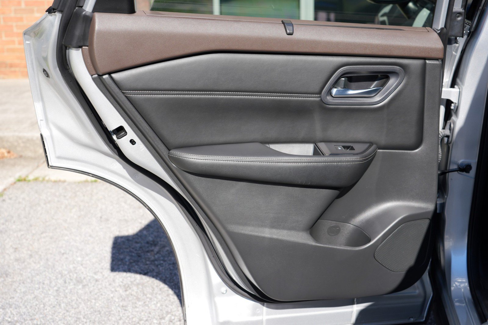 Used 2023 Nissan Rogue SL w/ SL Premium Package FWD image 39