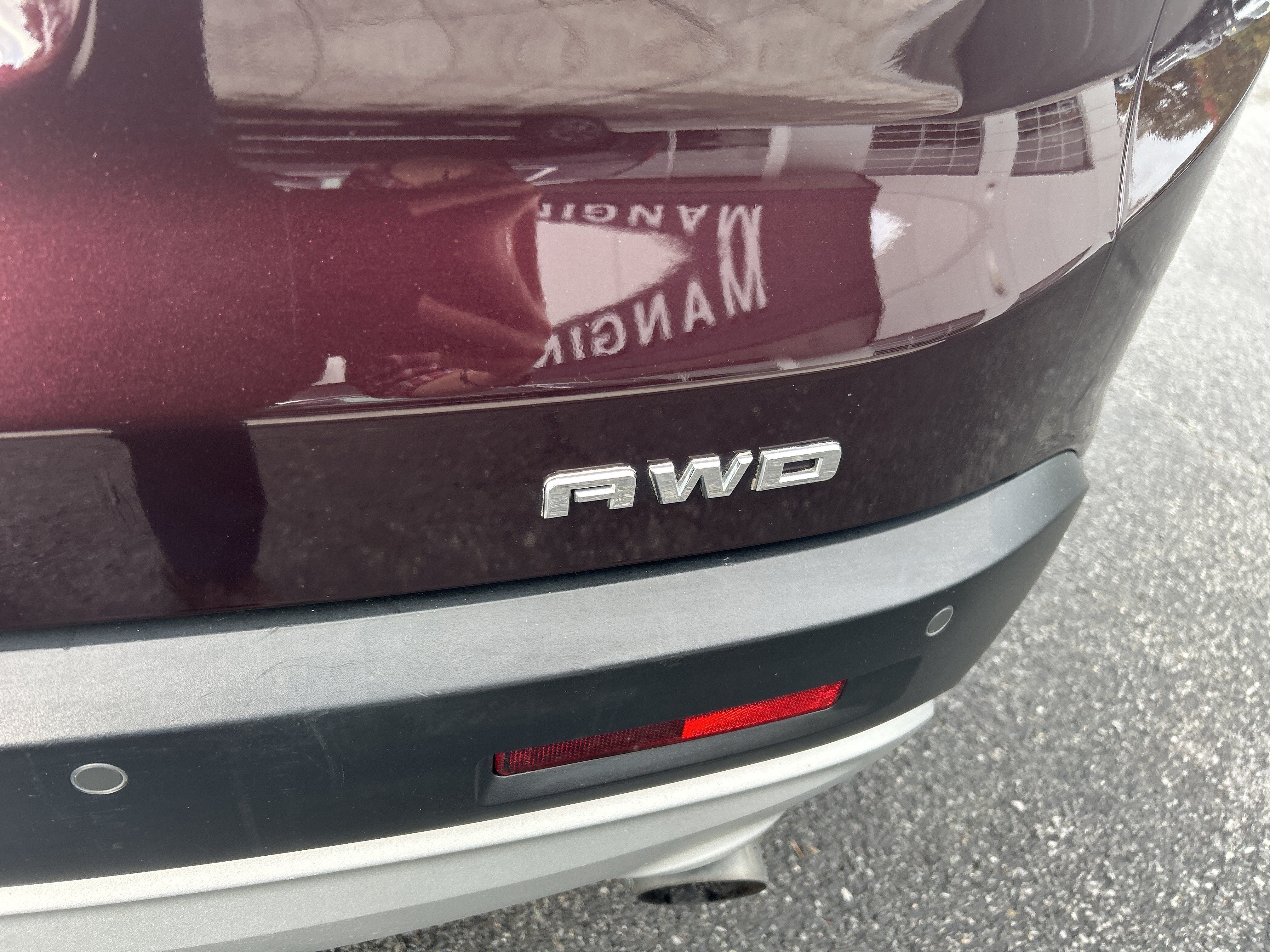 Used 2018 GMC Acadia SLE w/ Driver Alert Package I AWD/4WD image 11
