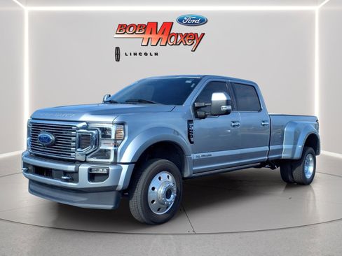 Used 2022 Ford F450 Platinum w/ Snow Plow Prep Package AWD/4WD image 1