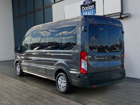 Certified 2017 Ford Transit 350 XLT image 5