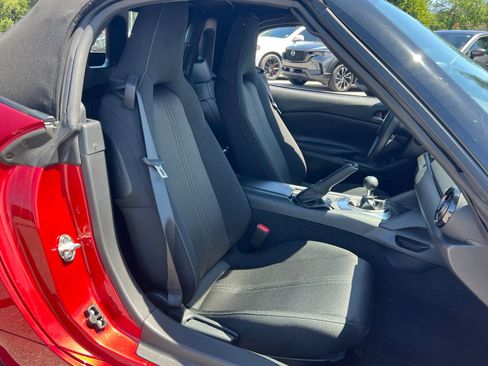 Certified 2026 MAZDA MX-5 Miata Sport RWD image 26