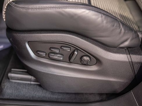 Used 2022 Porsche Cayenne GTS AWD/4WD image 24