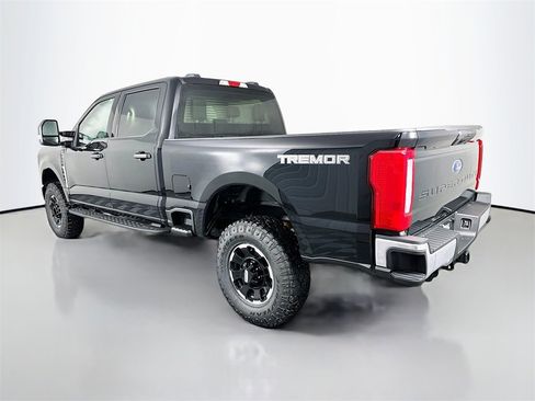 New 2026 Ford F250 XLT w/ Tremor Off-Road Package image 5