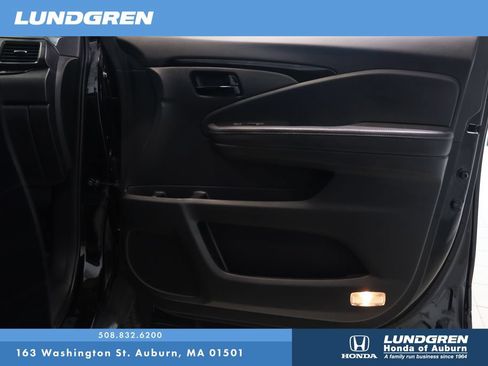 Used 2022 Honda Passport Elite image 16