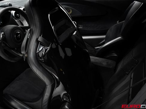 Used 2019 McLaren 600LT RWD image 46