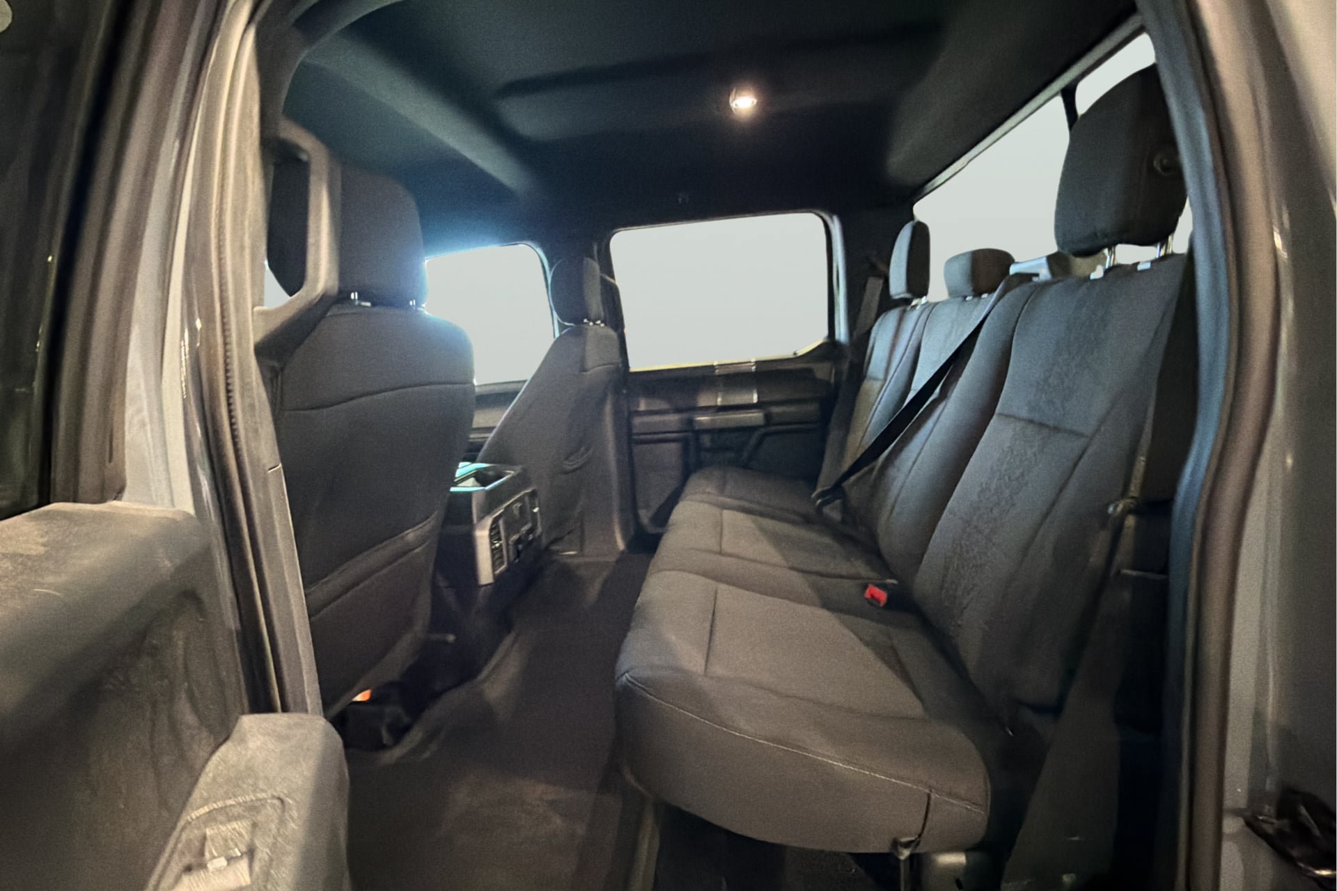 Used 2019 Ford F150 XLT w/ Equipment Group 302A Luxury AWD/4WD image 31