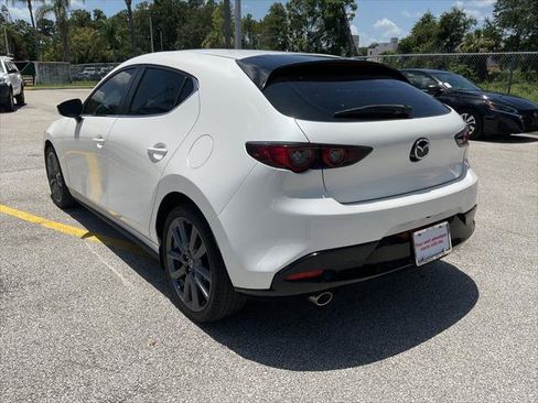 Used 2021 MAZDA MAZDA3 s FWD image 9