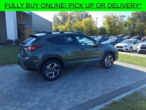 Used 2026 Subaru Crosstrek 2.0i Premium image 3