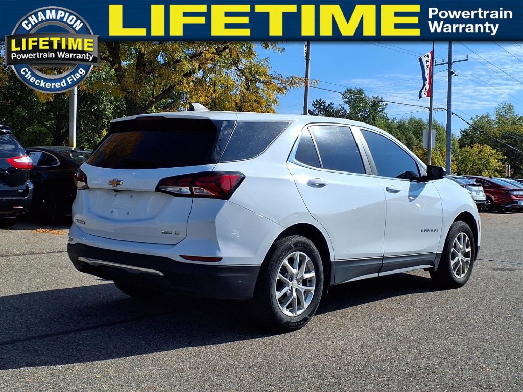 Used 2024 Chevrolet Equinox LT w/ LPO, Floor Liner Package AWD/4WD image 6