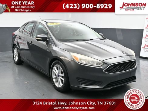 Used 2016 Ford Focus SE w/ Reverse Sensing Package image 1