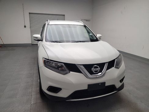 Used 2016 Nissan Rogue S w/ Appearance Package image 14