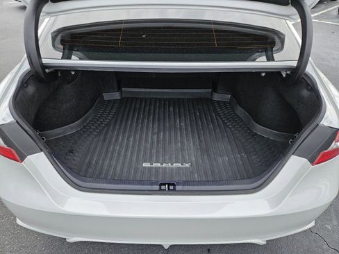 Used 2023 Toyota Camry XSE image 18