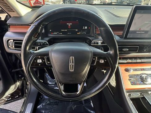 Used 2020 Lincoln Aviator Reserve w/ Equipment Group 201A image 25