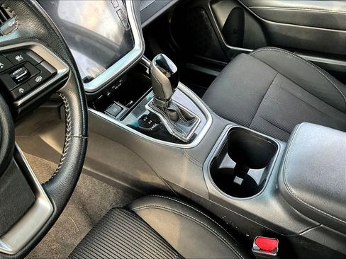 Used 2021 Subaru Legacy Premium image 12