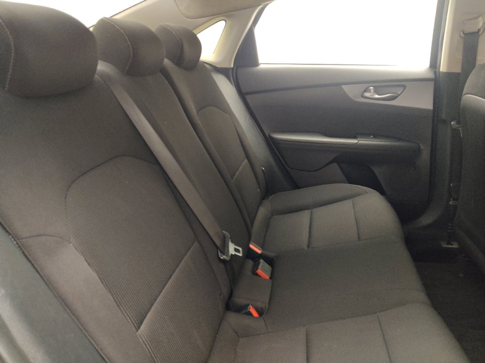 Used 2021 Kia Forte LXS FWD image 19