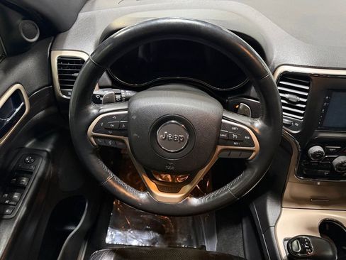 Used 2014 Jeep Grand Cherokee Altitude AWD/4WD image 25