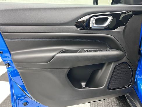 New 2026 Jeep Compass Latitude image 10