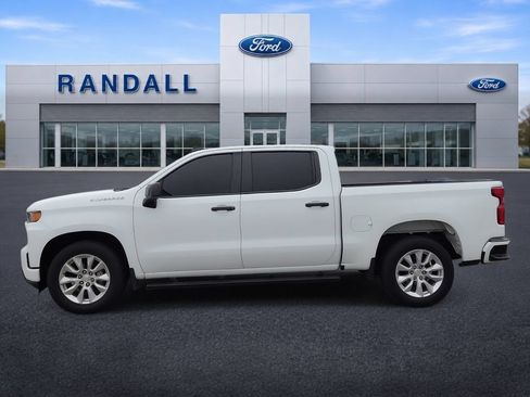 Used 2021 Chevrolet Silverado 1500 Custom RWD image 3