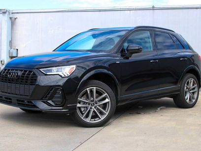 Certified 2025 Audi Q3 2.0T Premium w/ Convenience Package