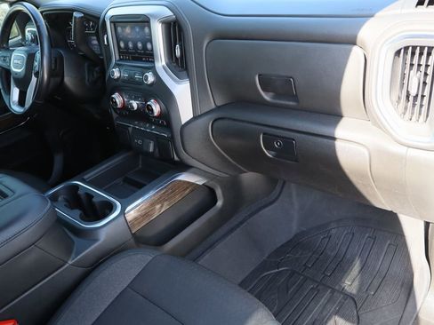 Used 2022 GMC Sierra 1500 Elevation w/ LPO, Elevation Black Package image 27